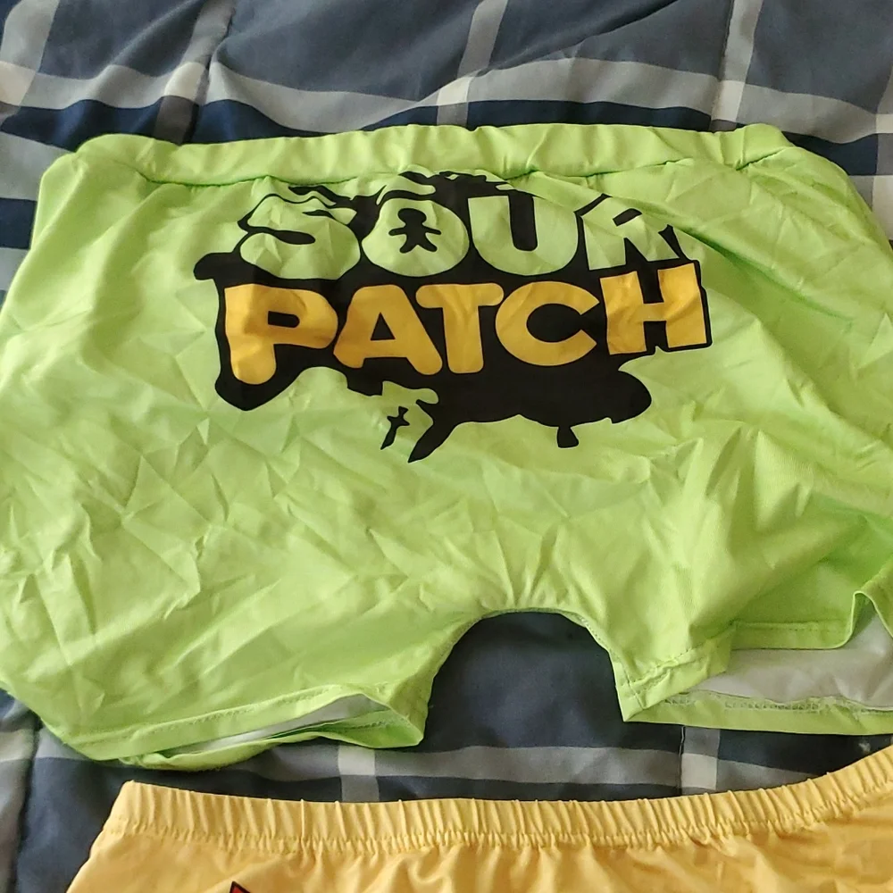 Booty shorts - Picture 3 of 6